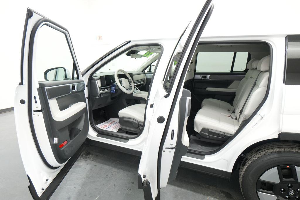 2026 Hyundai Santa Fe SE - Photo 17