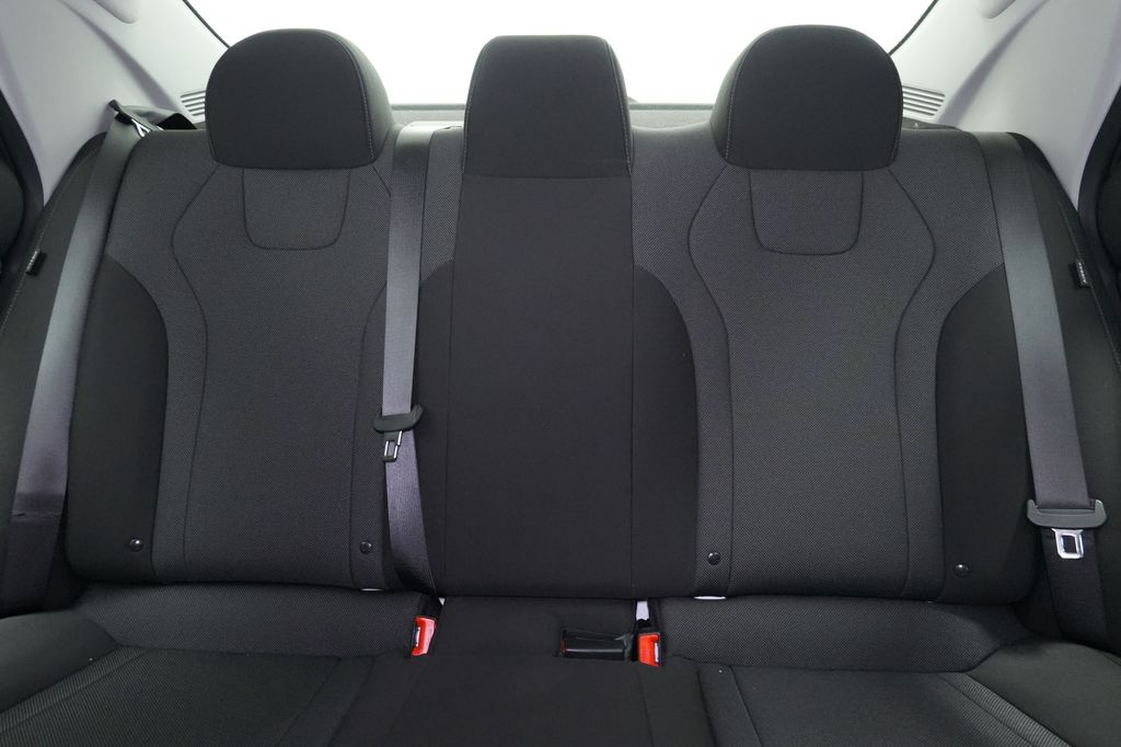 2024 Hyundai Elantra SE - Photo 16