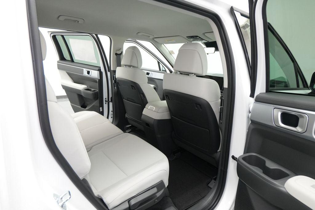2026 Hyundai Santa Fe SE - Photo 23