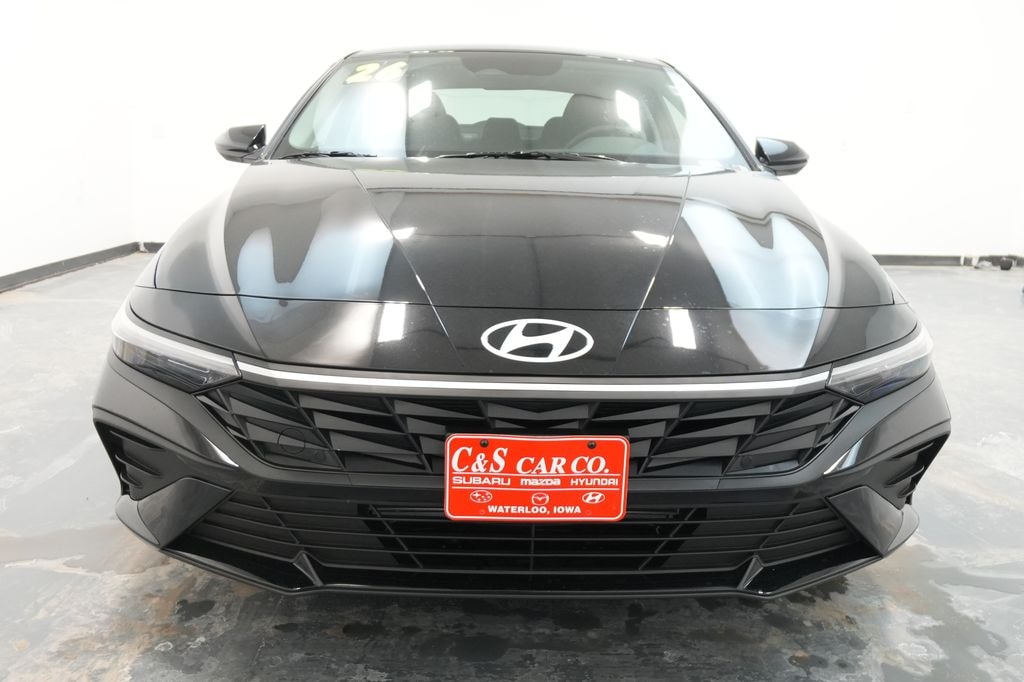 New 2026 Hyundai Elantra SE Sedan