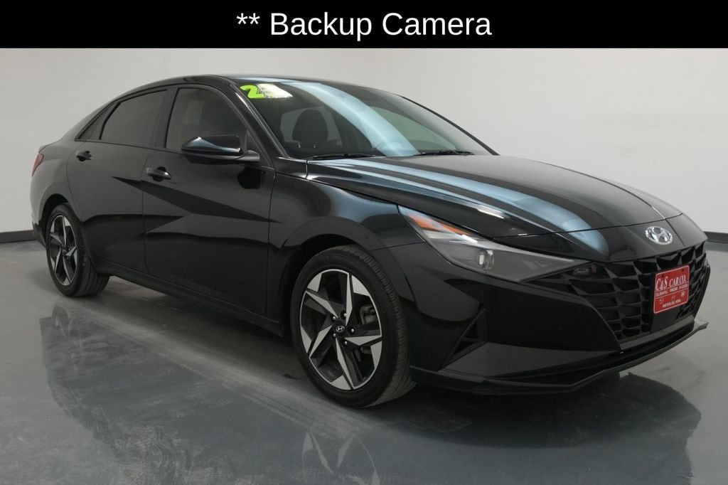 Used 2023 Hyundai Elantra SEL Sedan