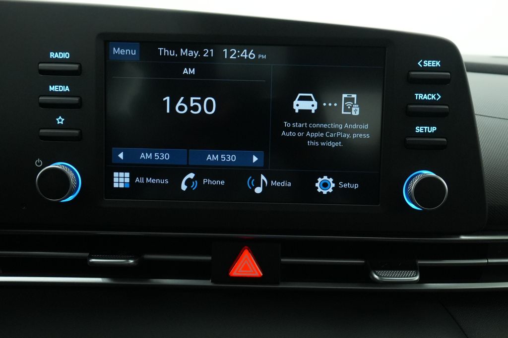 2024 Hyundai Elantra SE - Photo 30