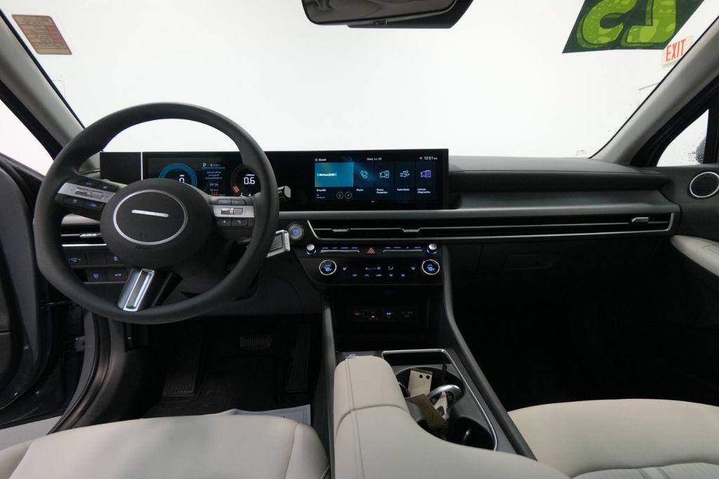 2025 Hyundai Sonata SEL - Photo 28