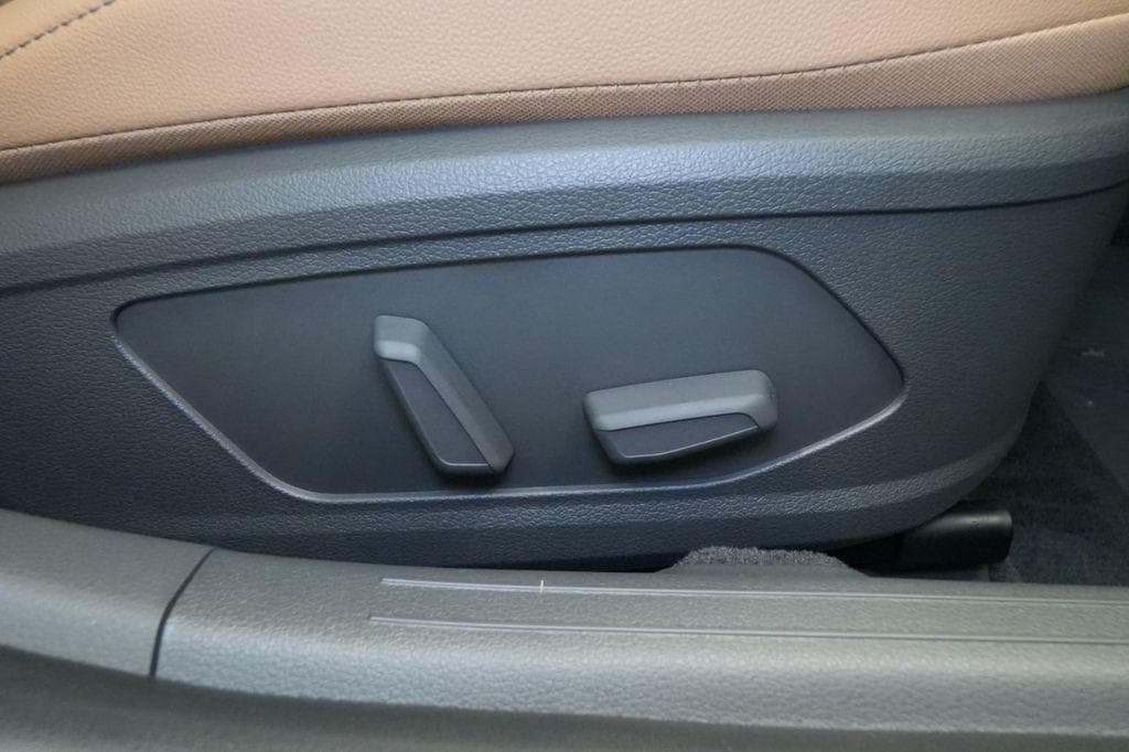 2025 Hyundai Sonata Hybrid Limited - Photo 31