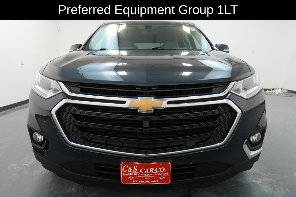 2018 Chevrolet Traverse Cloth 1LT photo 2