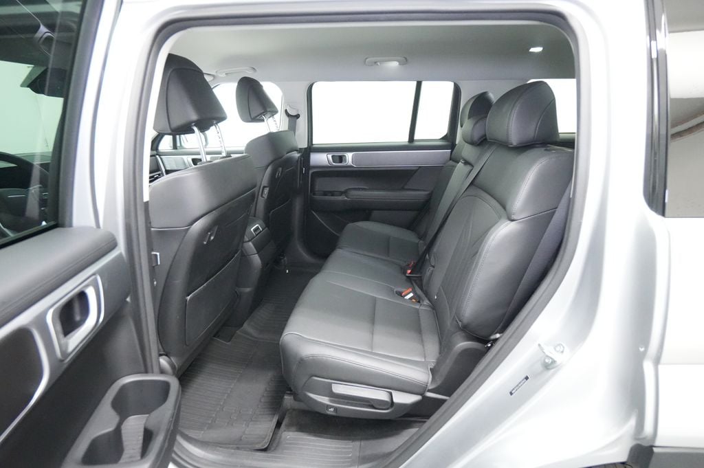 2025 Hyundai Santa Fe SEL - Photo 19