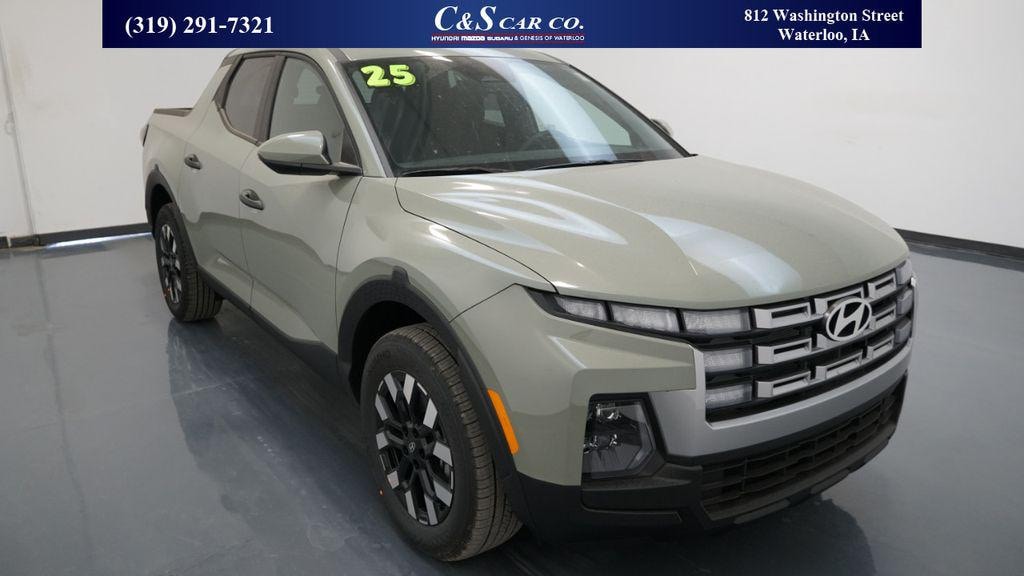 New 2025 Hyundai Santa Cruz SE AWD Truck
