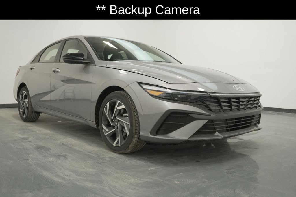 Used 2025 Hyundai Elantra SEL Sport Sedan
