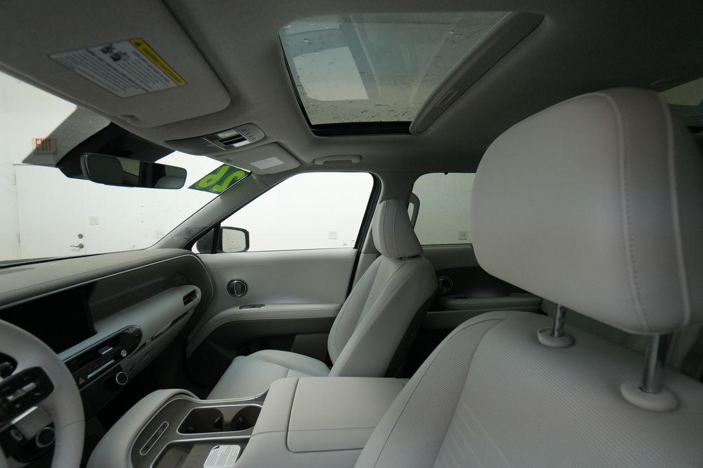 2026 Hyundai Palisade Limited - Photo 18