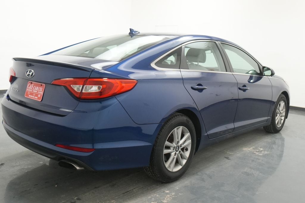 2017 Hyundai Sonata Base - Photo 9