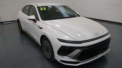 2025 Hyundai Sonata Hybrid SEL Sedan