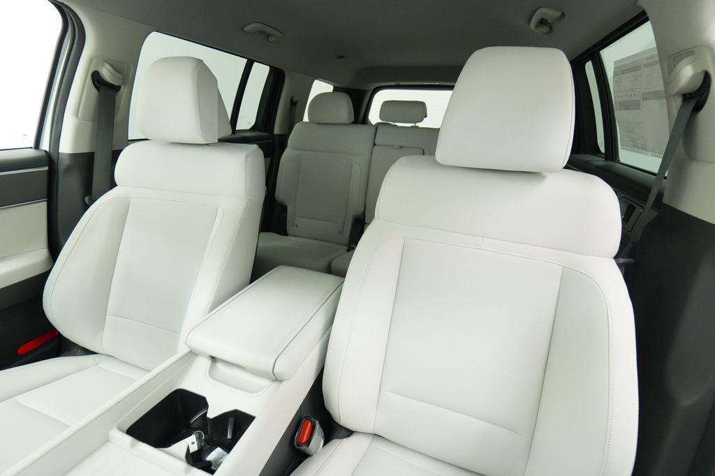 2026 Hyundai Santa Fe SE - Photo 13