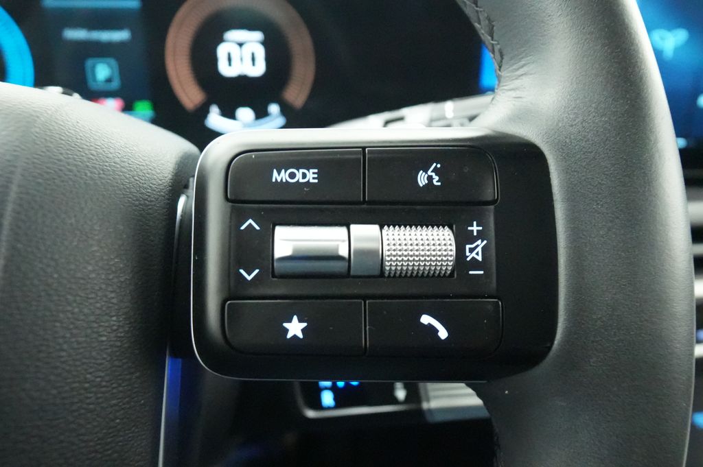 2025 Hyundai Santa Fe SEL - Photo 38