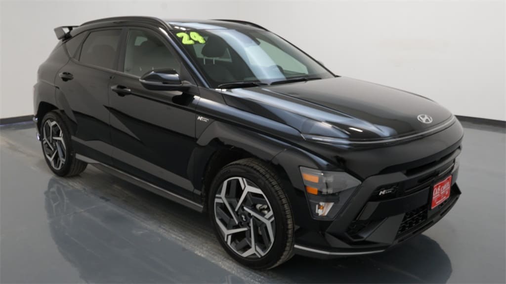 Used 2024 Hyundai Kona N Line with VIN KM8HA3A33RU032193 for sale in Waterloo, IA