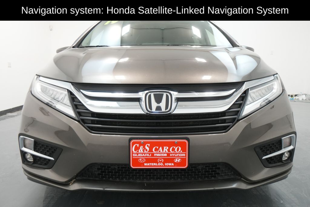 2019 Honda Odyssey Elite photo 2