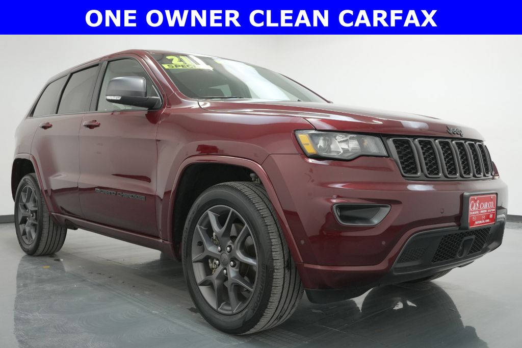 2021 Jeep Grand Cherokee Limited Anniversary Edition photo 2