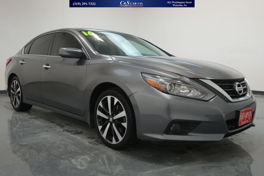 Used 2016 Nissan Altima 2.5 SR Sedan