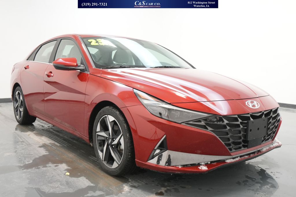 2023 Hyundai Elantra Limited's photo