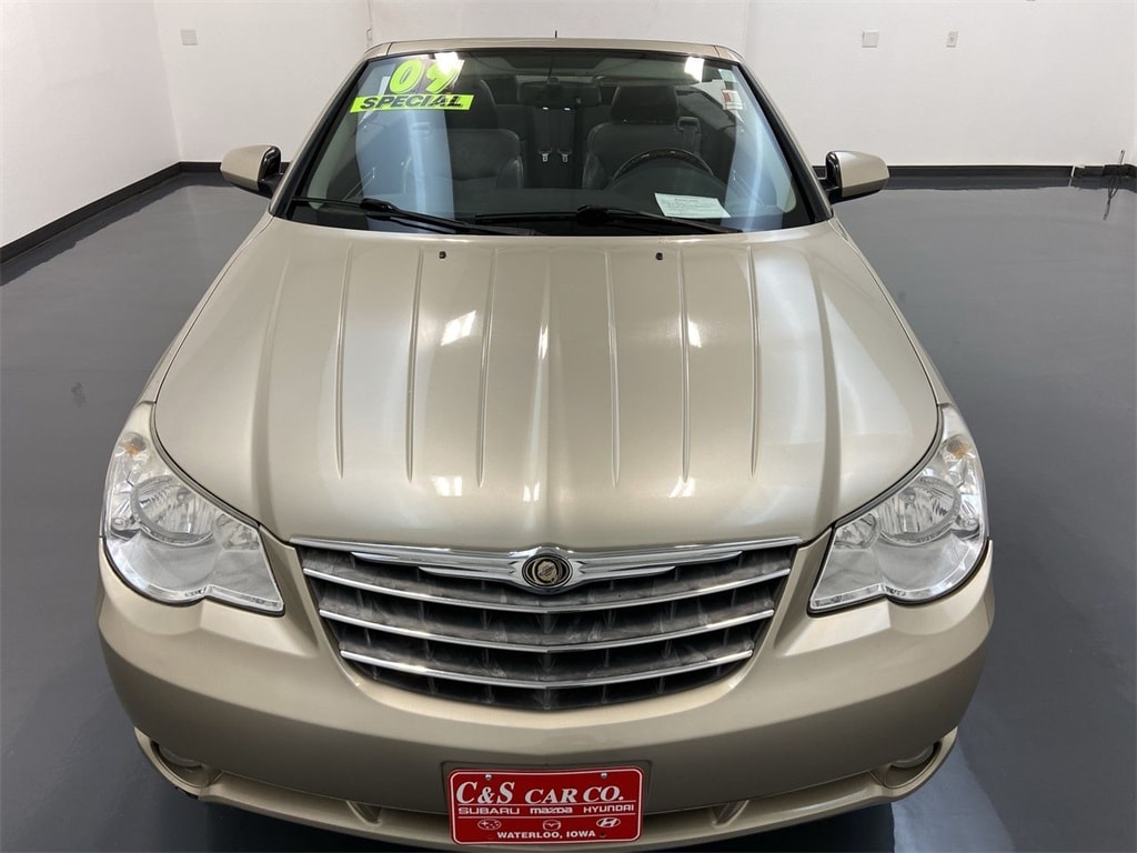 Used 2009 Chrysler Sebring Limited with VIN 1C3LC65VX9N524630 for sale in Waterloo, IA