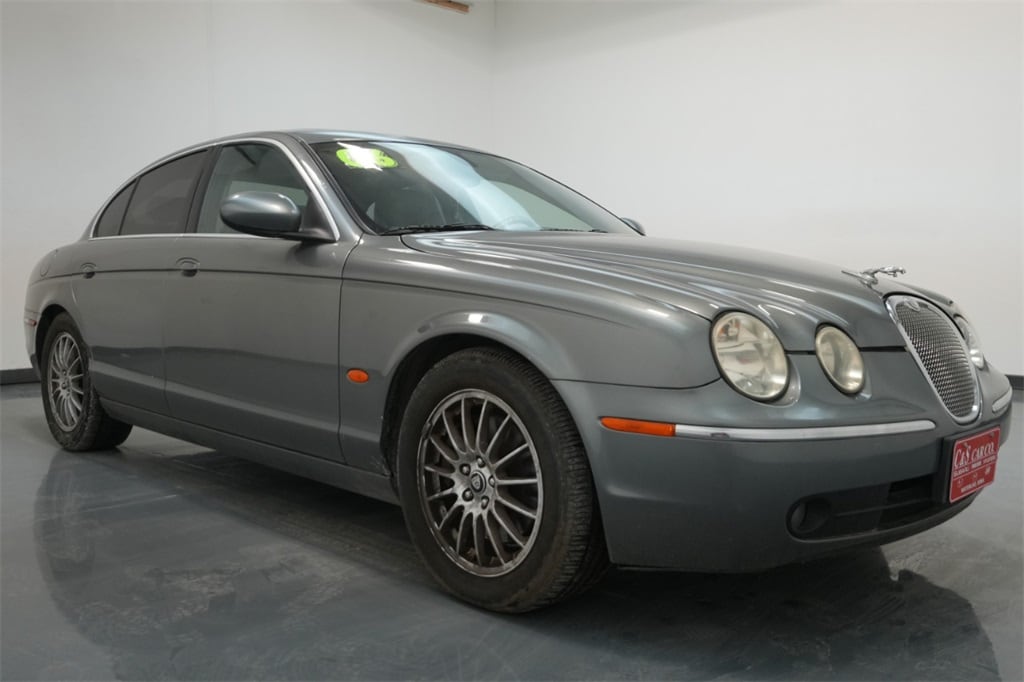 Used 2006 Jaguar S-Type V6 with VIN SAJWA01A56FN62188 for sale in Waterloo, IA