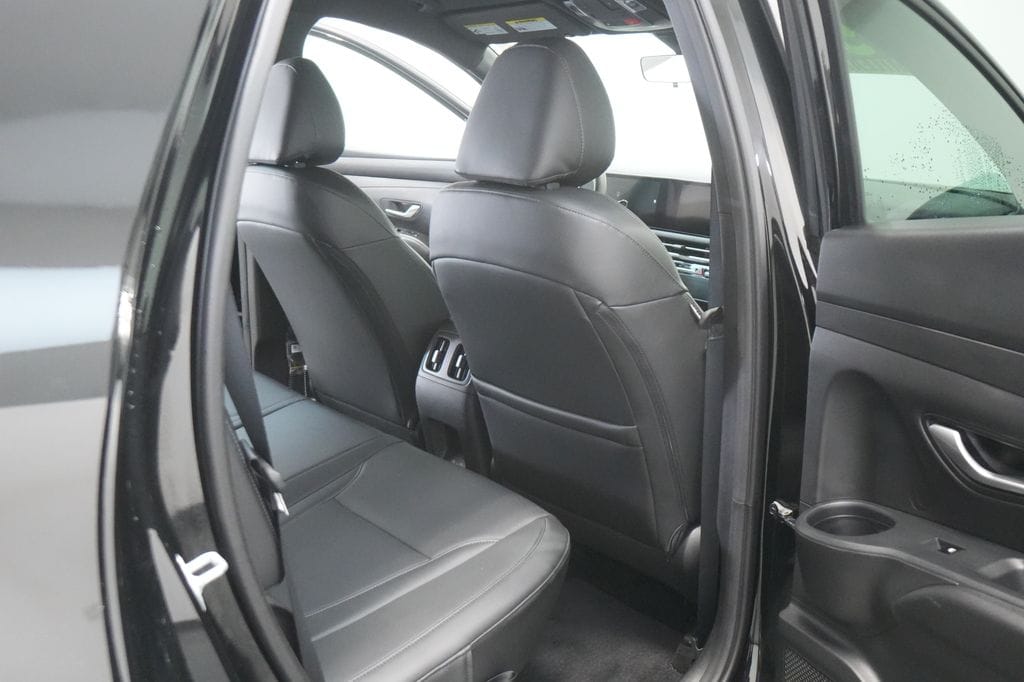 2025 Hyundai Santa Cruz SEL - Photo 23