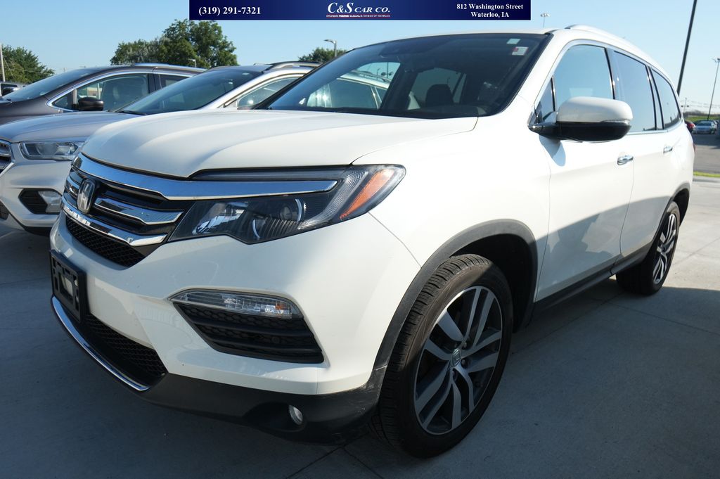 2017 Honda Pilot Elite - Photo 1