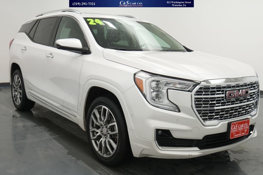 Used 2024 GMC Terrain Denali SUV