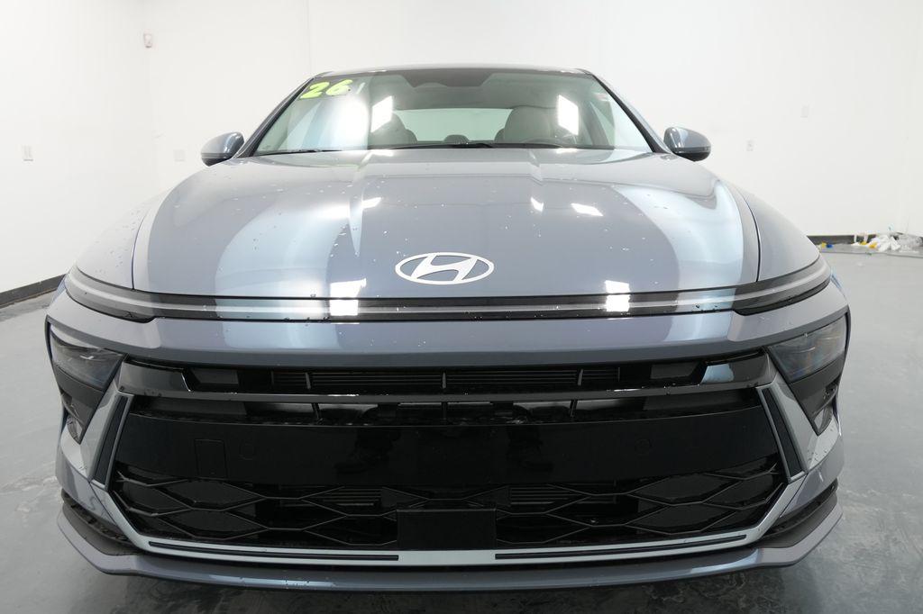 2026 Hyundai Sonata SE photo 2