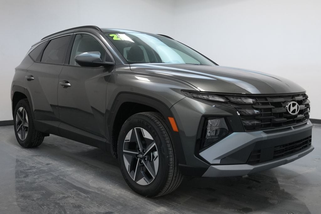 New 2026 Hyundai Tucson Hybrid SEL SUV