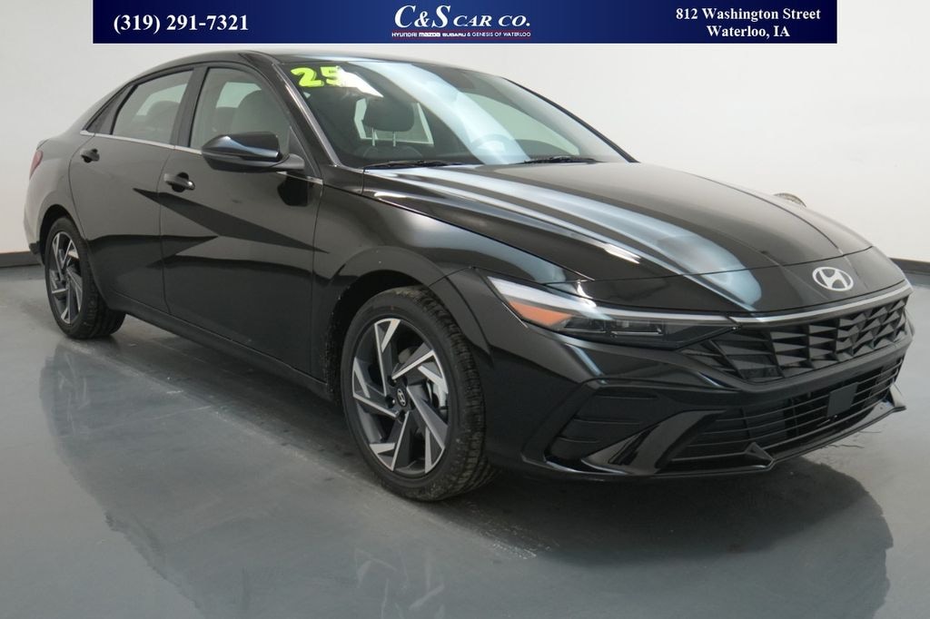 Used 2025 Hyundai Elantra Hybrid Limited Sedan