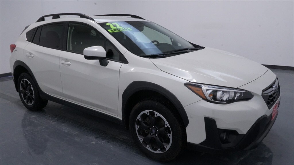 Used 2022 Subaru Crosstrek Premium with VIN JF2GTAPC1N8232273 for sale in Waterloo, IA