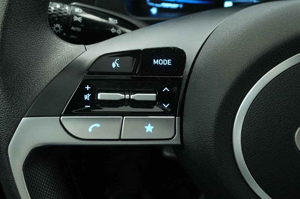 2024 Hyundai Elantra SE - Photo 32