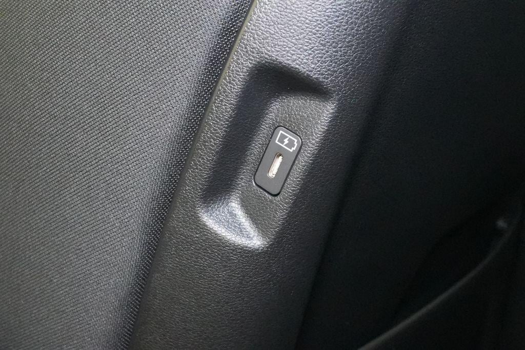 2026 Hyundai Santa Fe SE - Photo 18
