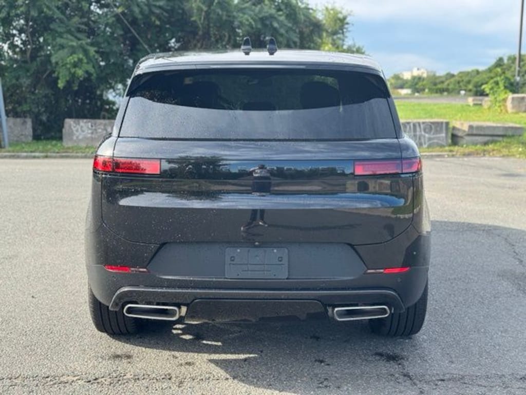 New 2026 Land Rover Range Rover Sport P360 SE SUV