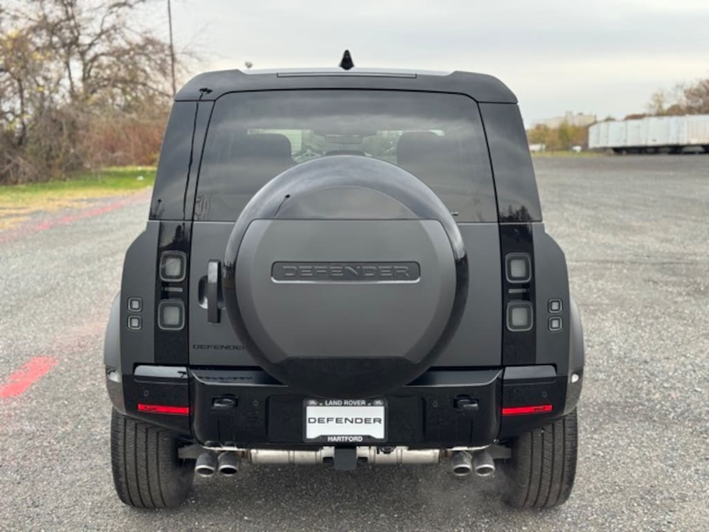 New 2026 Land Rover Defender 110 P500 X-Dynamic SE SUV