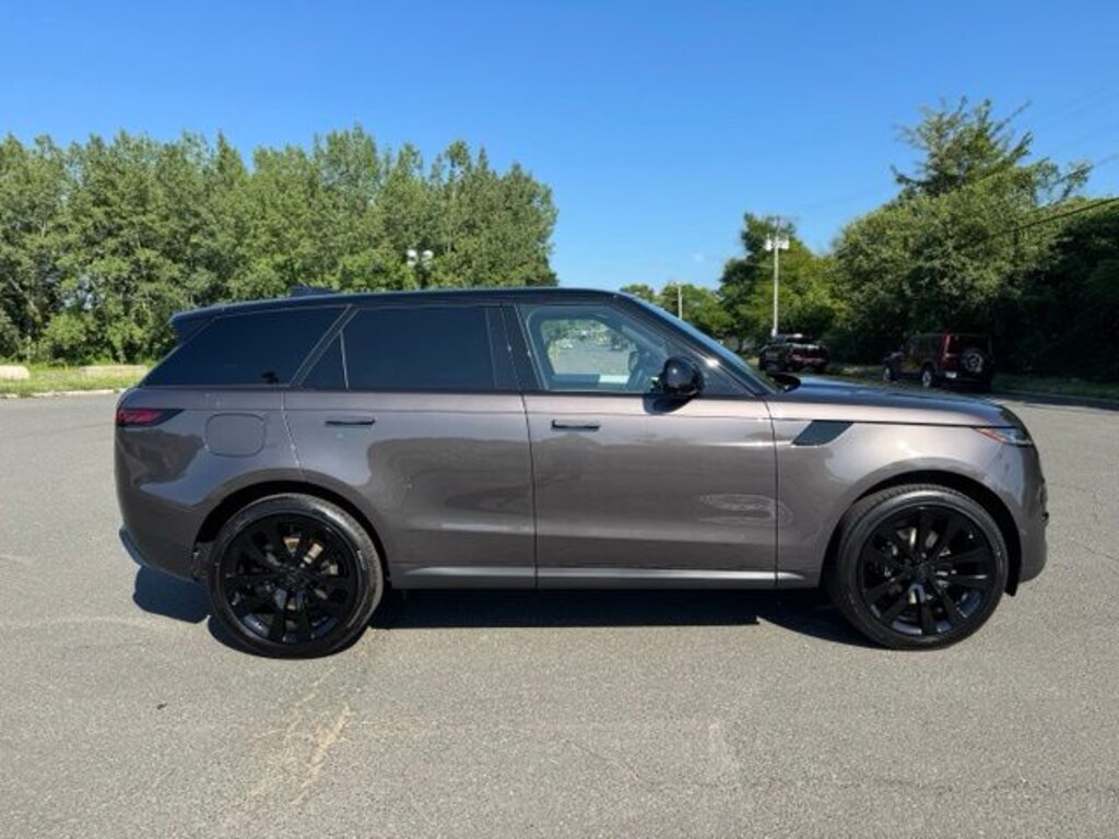 New 2026 Land Rover Range Rover Sport P360 SE SUV