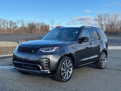2025 Land Rover Discovery P300 Dynamic SE SUV