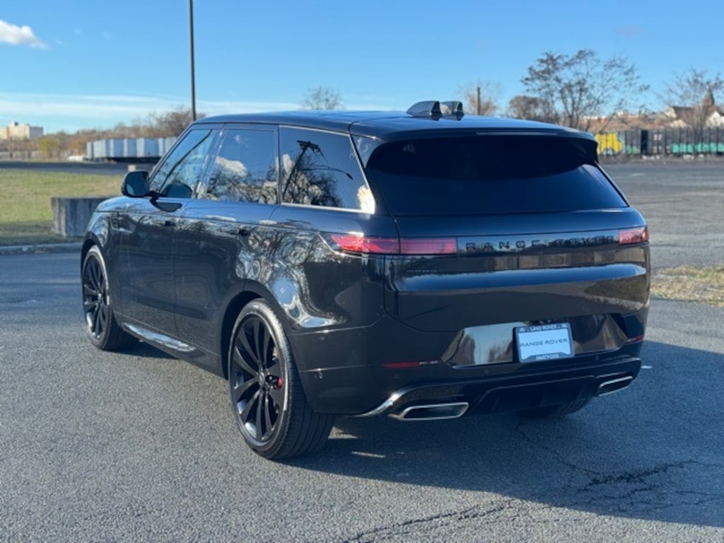 Certified 2025 Land Rover Range Rover Sport Dynamic SE SUV