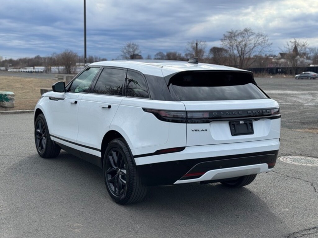 New 2026 Land Rover Range Rover Velar P400 Dynamic SE SUV