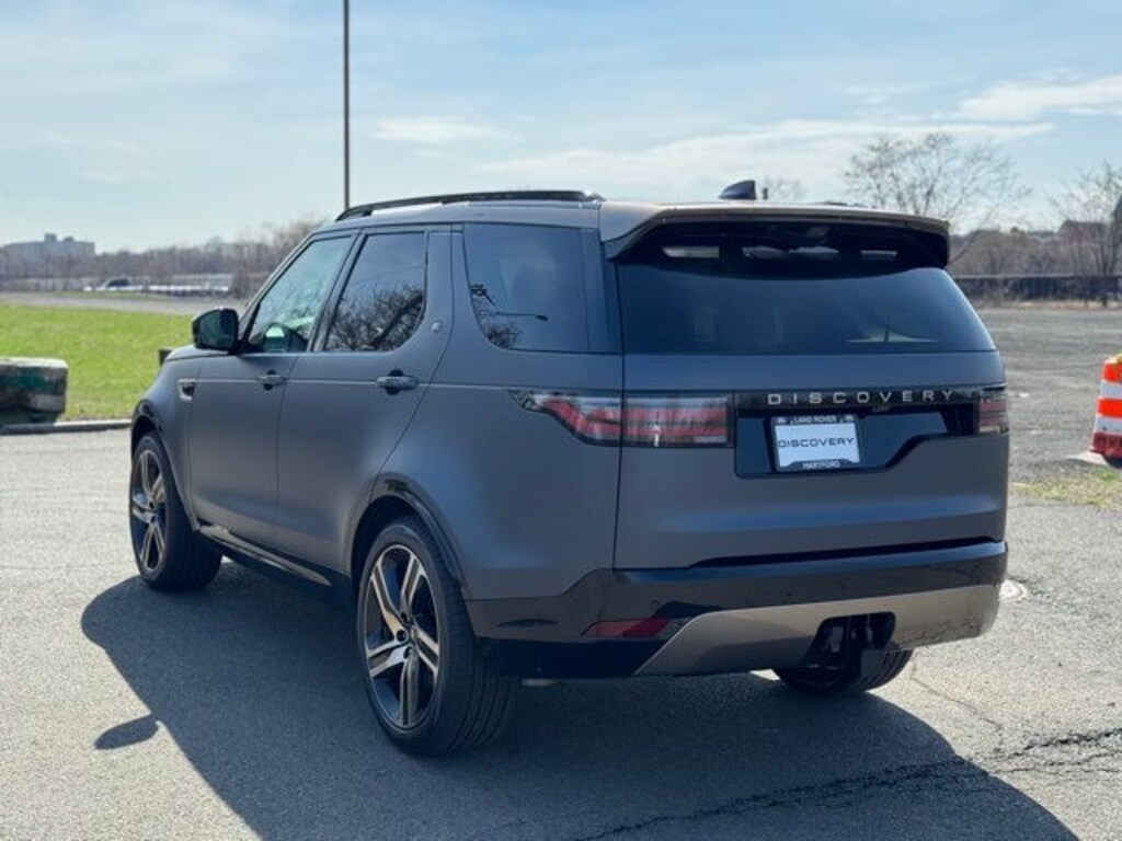 New 2026 Land Rover Discovery Tempest Edition SUV