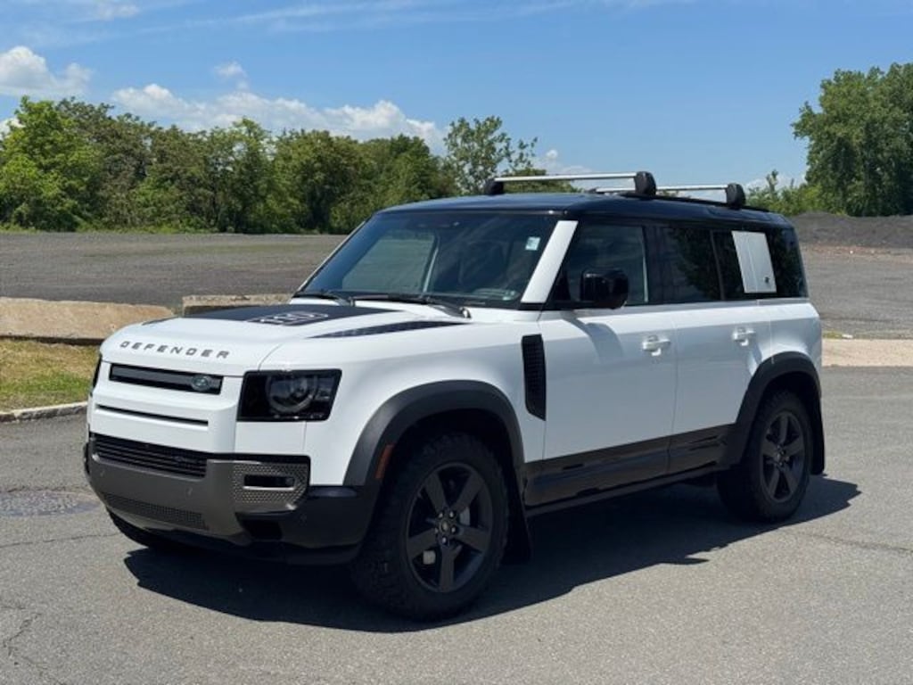 Used 2023 Land Rover Defender 110 X-Dynamic SE SUV