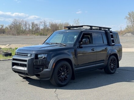 2023 Land Rover Defender 130 SE SUV