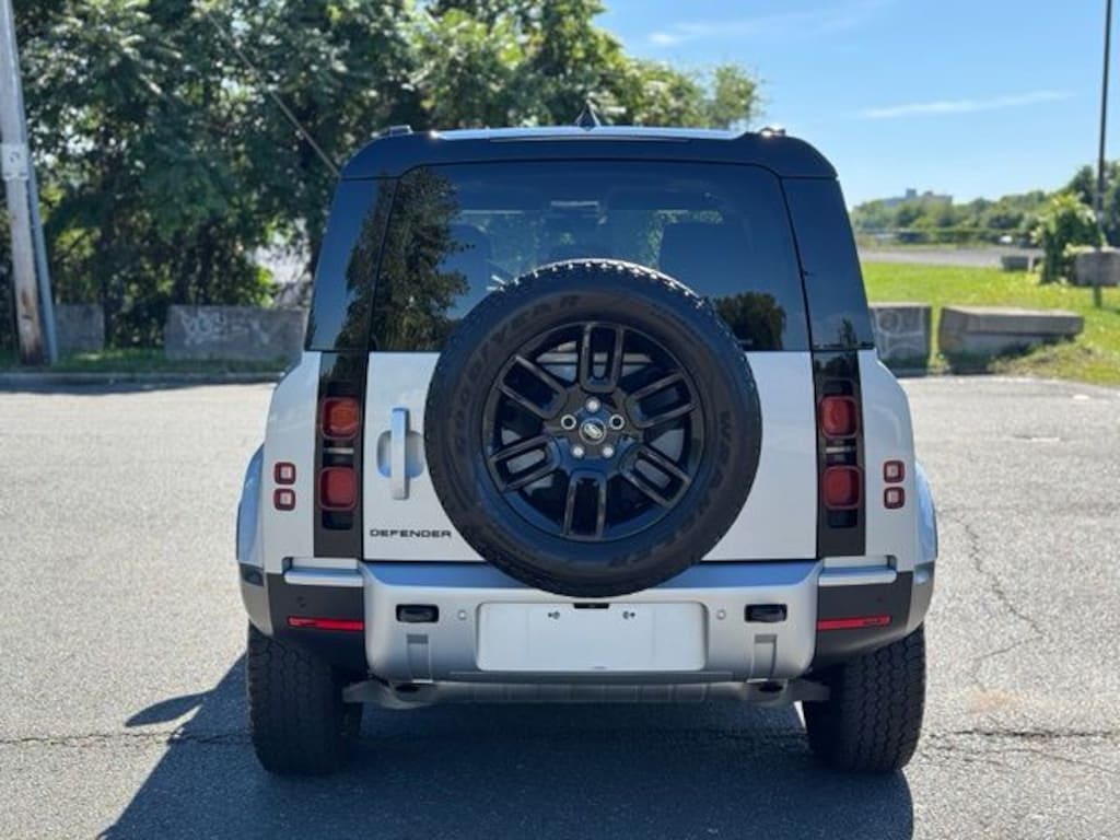 Used 2024 Land Rover Defender 110 S SUV