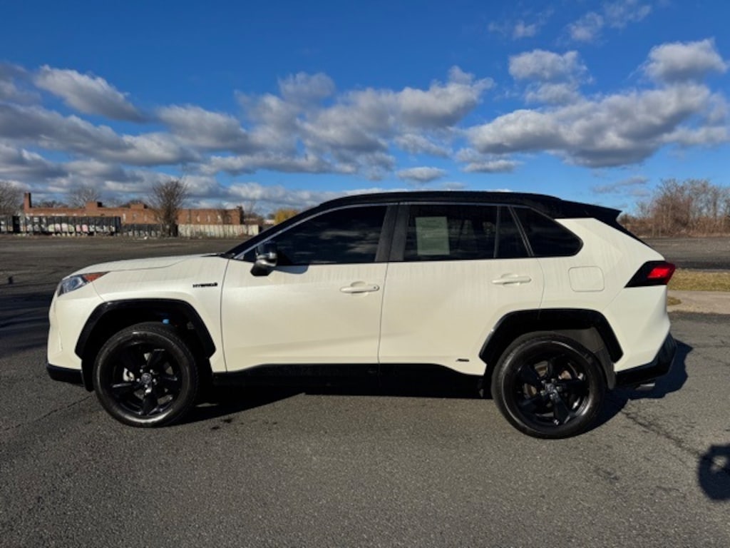 Used 2021 Toyota RAV4 Hybrid XSE SUV