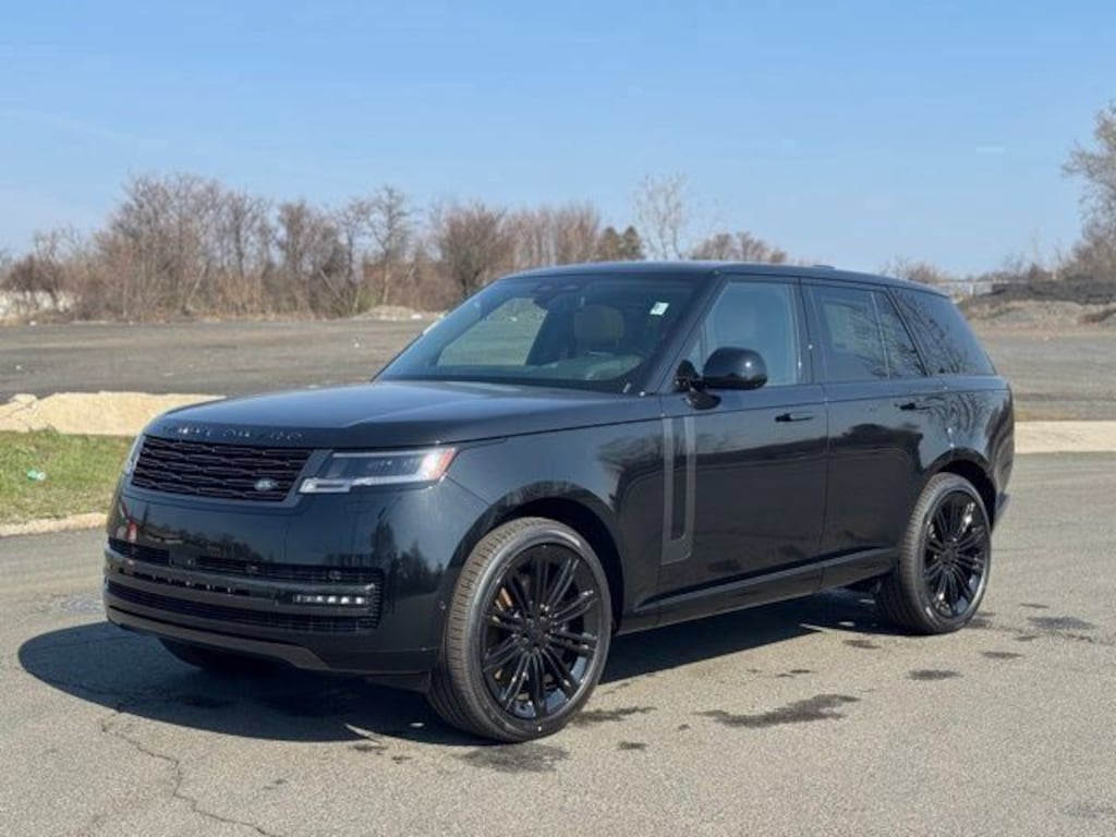 New 2026 Land Rover Range Rover P530 SE SUV