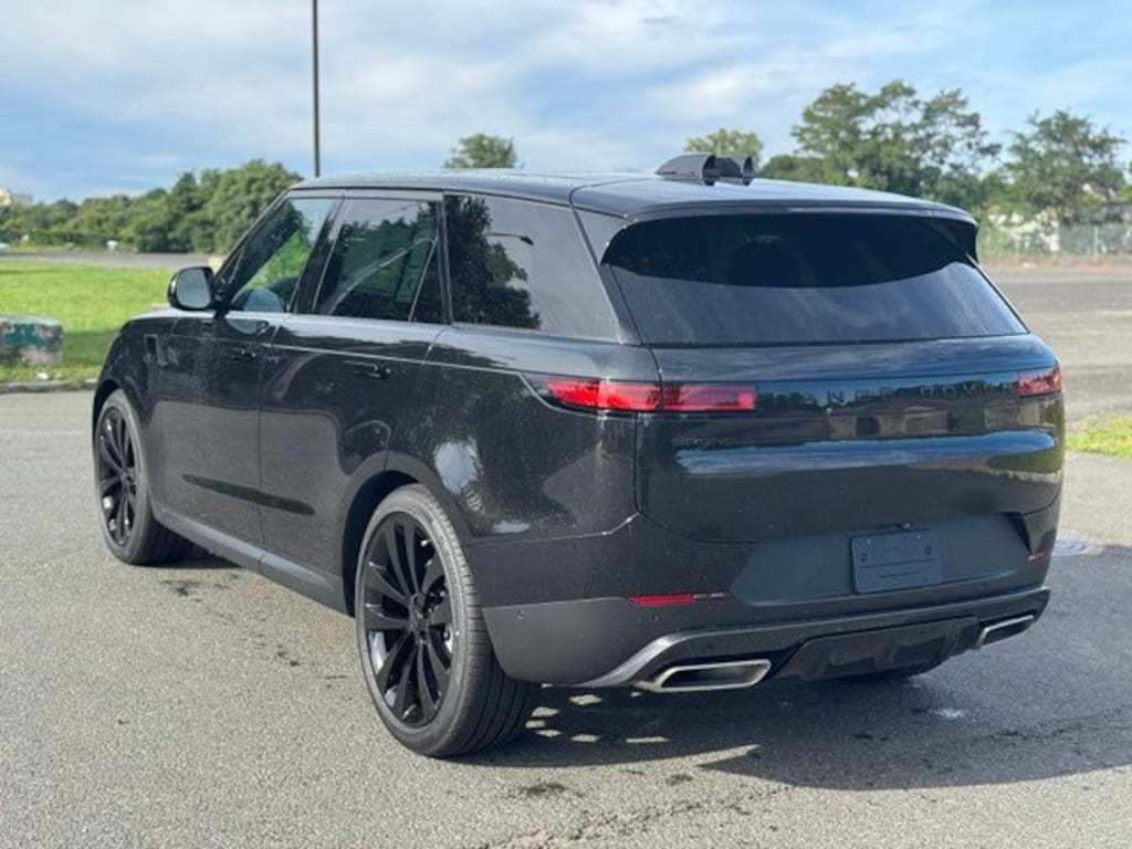 New 2026 Land Rover Range Rover Sport P360 SE SUV