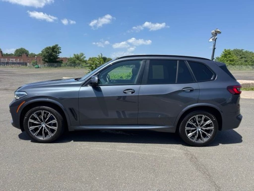 Used 2021 BMW X5 xDrive40i SUV
