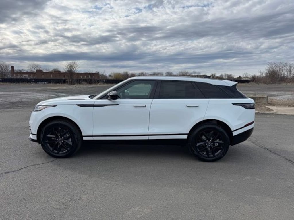 New 2026 Land Rover Range Rover Velar P400 Dynamic SE SUV