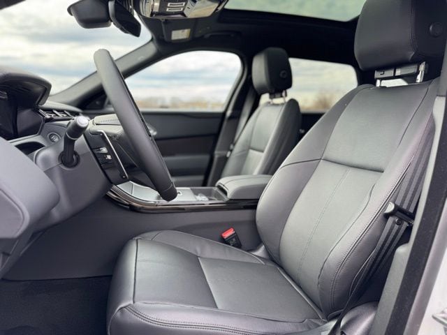 2026 Land Rover Range Rover Velar Dynamic SE - Photo 14