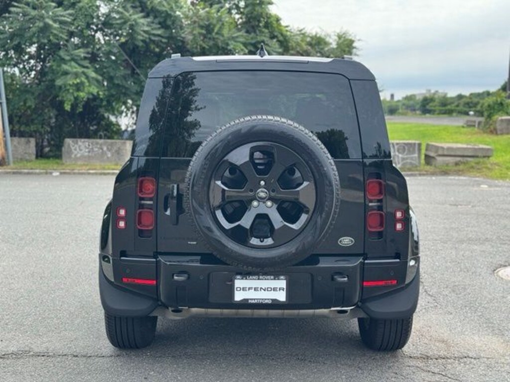Used 2023 Land Rover Defender 110 X-Dynamic SE SUV